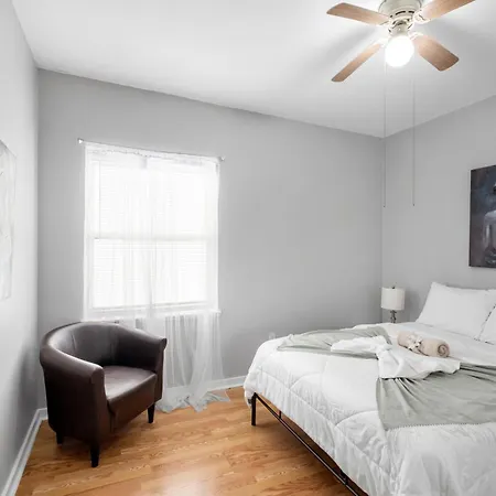 Large Lovely Apt In Prime Area Philadelphia Exterior photo